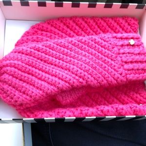 Kate spade beanie and mittens box set